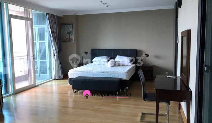Disewakan Apartemen Luxury Residence 8 4 Bedroom Full Furnish Bagus dan Murah, Senopati, Kebayoran Baru, Jakarta Selatan 2