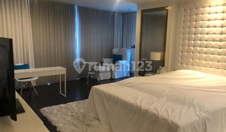 Apartment regatta tower Dubai pantai mutiara 2