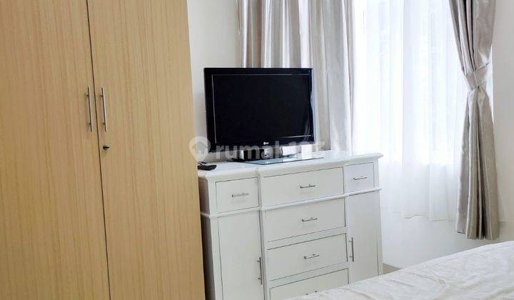 VERY CHEAP SPACIOUS APARTMENT, NEWLY RENOVATED MODERN MINIMALIST, FULLY FURNISHED, CROWN COURT LIPPO CIKARANG 2