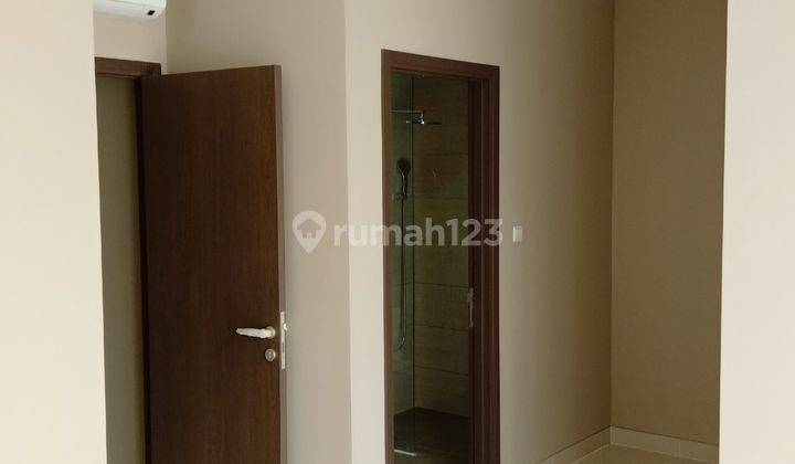 Apartement Ciputra International Tower Amsterdam Lt 36, 2BR-A, Semi Furnished 2