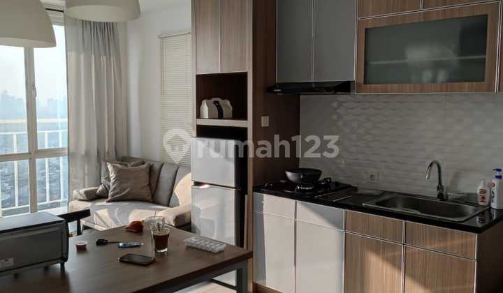 Dijual Apartemen Gallery West Residence Bagus Siap Huni Full Furnish 2 Bed Room