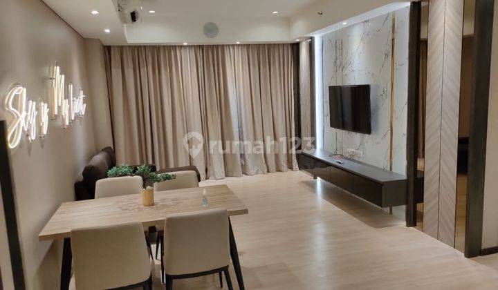 Apartemen 2BR Corner Furnish Modern St Moritz Puri Indah Jakarta Barat 1