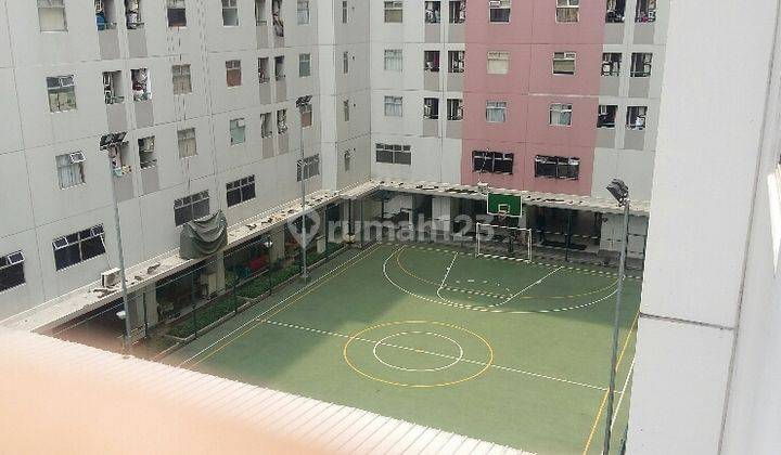 Kalibata City, 2BR --> 1BR (33m2), Sewa per - tahun.  2