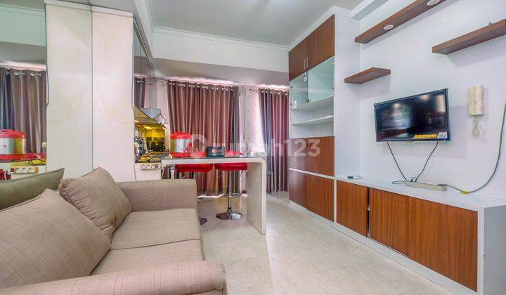 Studio 1br 2br Furnished Apartemen Royal Mediterania Garden By Travelio 2