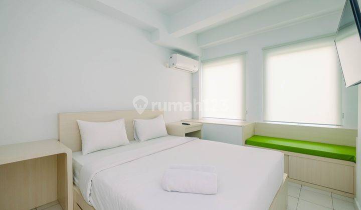 Studio 1br 2br Furnished And Unfurnished Apartemen Patraland Urbano 1