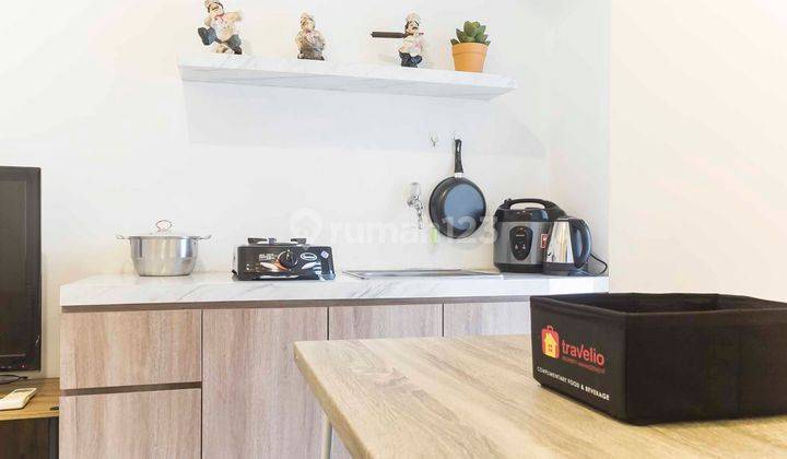 Studio 2br Furnished And Unfurnished Apartemen Greenlake Sunter By Travelio 2