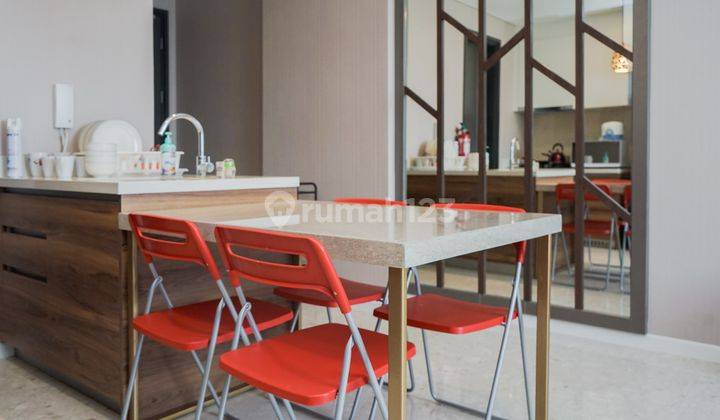 1br 2br Furnished Apartemen Marigold Nava Park By Travelio 2