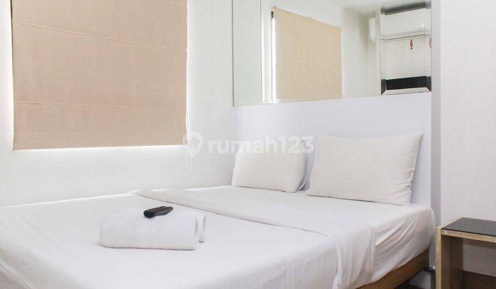 Studio 2br Furnished And Unfurnished Apartemen Lagoon By Travelio 1