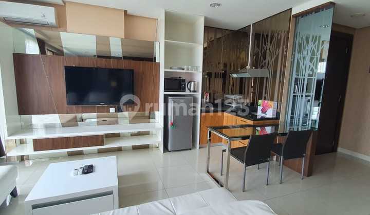 Rent Kemang Mansion Studio