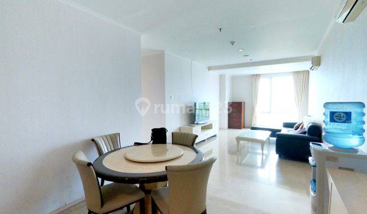 Disewakan cepat apartemen Fx Sudirman 3Br unblock view 2