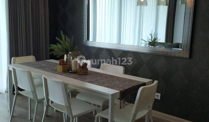 Apartemen Unit Spesial di Apt.st.moritz Semi Furnished  2