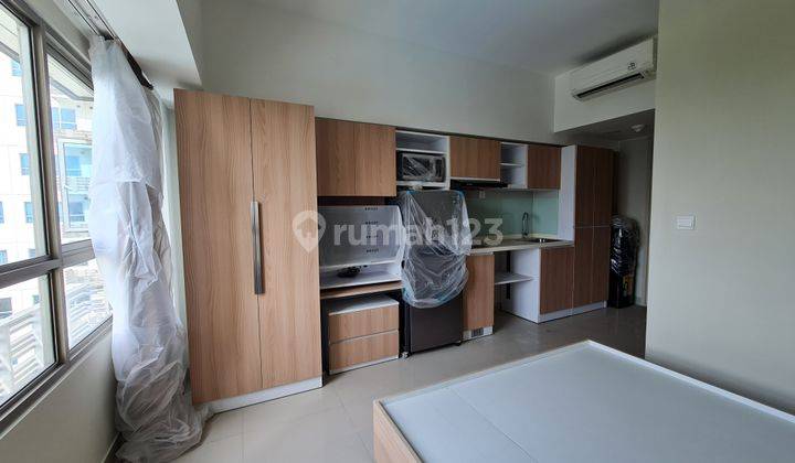 APARTEMEN FULLY FURNISH SIAP HUNI THE SPRINGLAKE VIEW 1