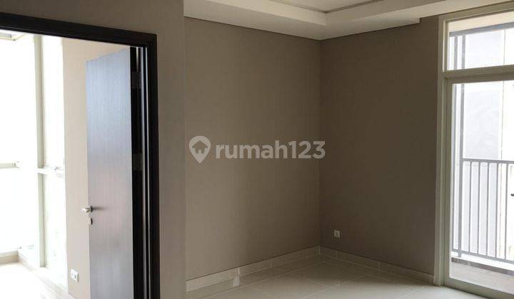 Ciputra International 1 BR Corner Refugie Floor  1M 2