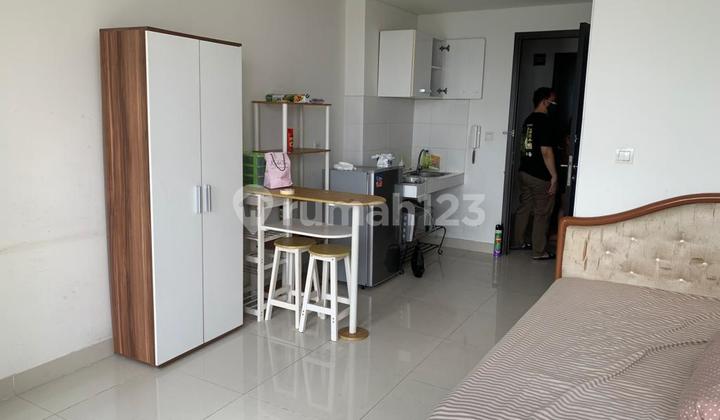 Studio Apartment Near Mall 2