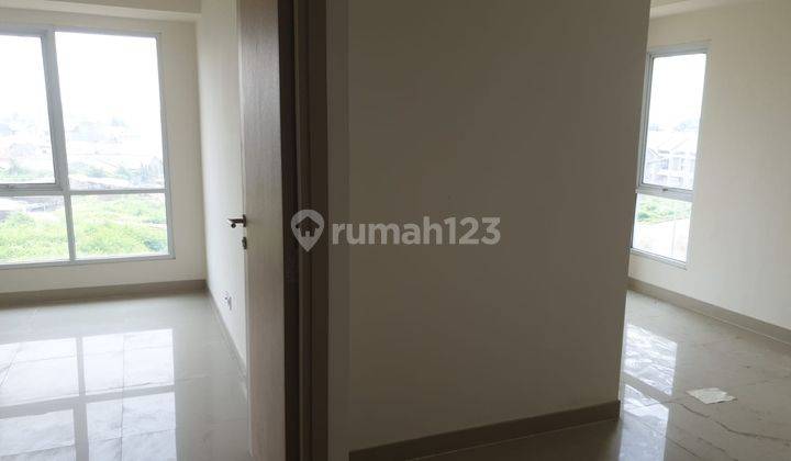 Apartemen Baru Hoek Siap Huni View Kolam Renang 2