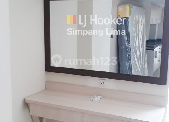 For sale: Louise Kienne Pinnacle Pandanaran Apartment in Semarang, furnished. 2