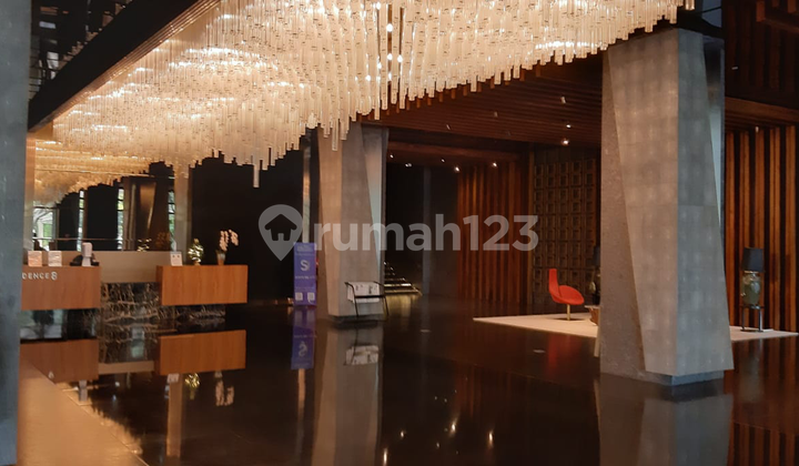 MODERN MINIMALIST APARTMENT