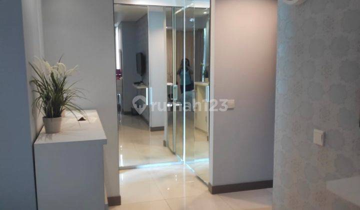 Disewakan Apartemen Kemang Village 2 Bedroom Tower Cossmo 1