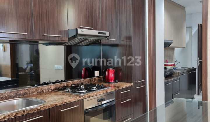 Disewakan Apartemen Kemang Village 3 Bedroom Tower Ritz 2