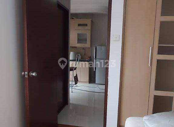 Dijual Apartemen Mediterania Garden 2 Type Hook Lantai Bawah Furnished 2