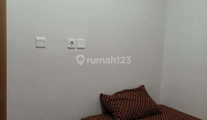 Sewa Apartemen Taman Anggrek Residence Tower F Lantai Sedang Furnished 2