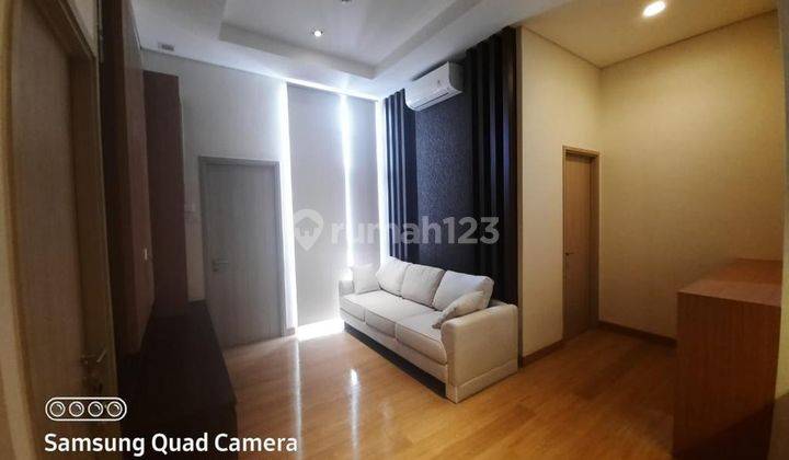 Elpis Residence Jakarta Pusat, 3bedroom, Fullyfurnished, High Ceiling, Unit Bagus. 1