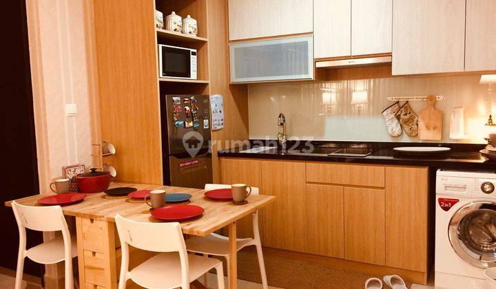 Menteng Park Apartemen, 2BR, fullfurnished, private lift, siap huni. 2