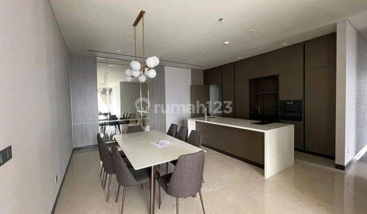 Disewa Apartemen Pakubuwono Menteng 3Bedrooms uk 260m2 Elegant Furnished at Menteng KH Wahid Hasyim , Jakarta Pusat  2