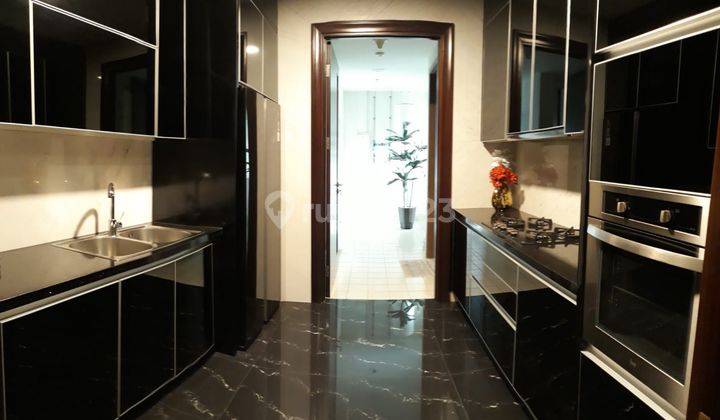 Disewakan Ekslusif Apartemen Pakubuwono View 2BR uk.146m2 Brand New Furnished at Keb.Lama Jakarta Selatan  2