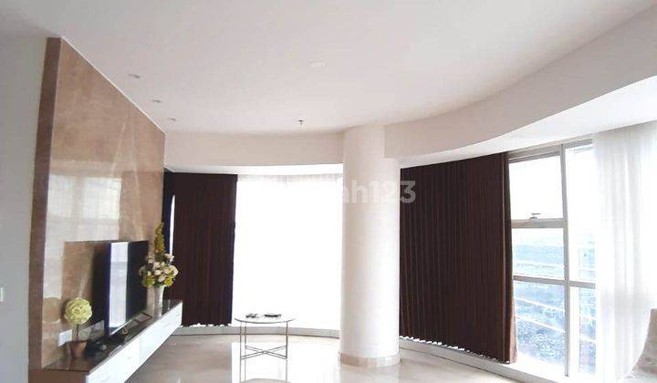 Disewakan Luxury Apartment One icon Residence, Tunjungan Plaza, Surabaya  Lantai 36  Tipe 3 BR+1 1