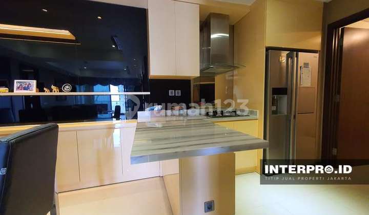 FULL FURNISH MEWAH APT. ST. MORITZ Dijual 3+1 BR LIKE NEW BANGET 2