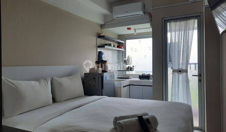 Studio Furnished And Unfurnished Apartemen Mont Blanc Bekasi By Travelio 2