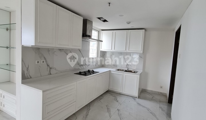 HOT DEAL!!!! FOR SALE ROYALE SPRINGHILL KEMAYORAN APARTMENT 2 BEDROOM NEW SLS INTERIOR