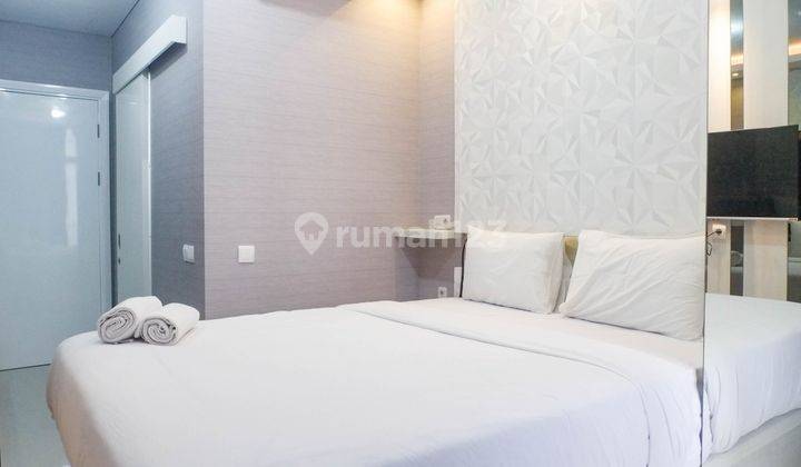 Studio Furnished Apartemen The Vertu 1