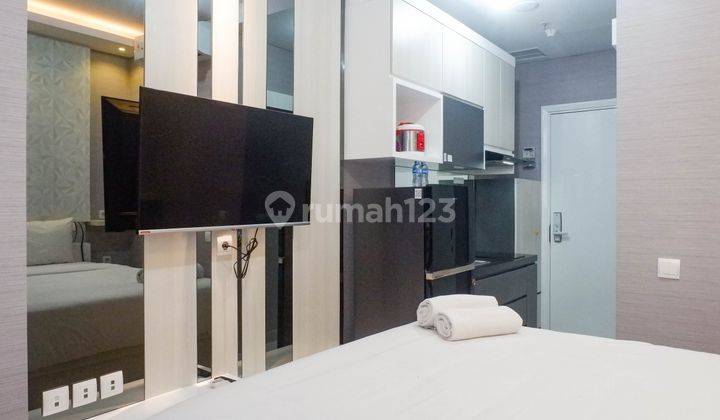 Studio Furnished Apartemen The Vertu 2