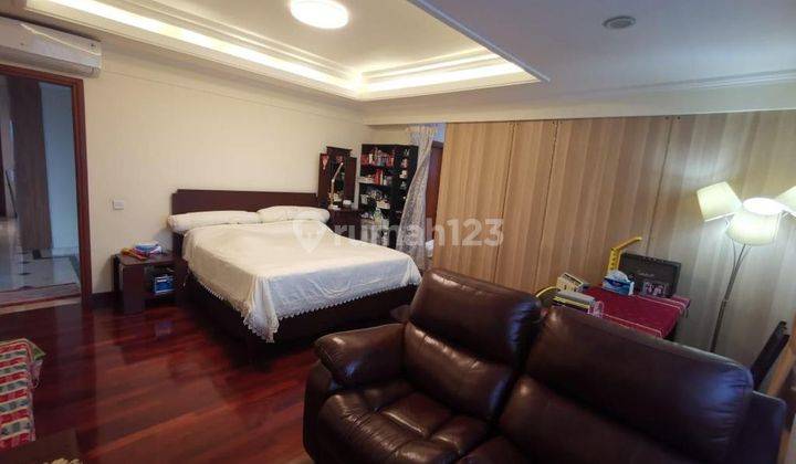 Dijual Apt The Park Lt.penthouse Lb.325m 4kt Siap Huni 2