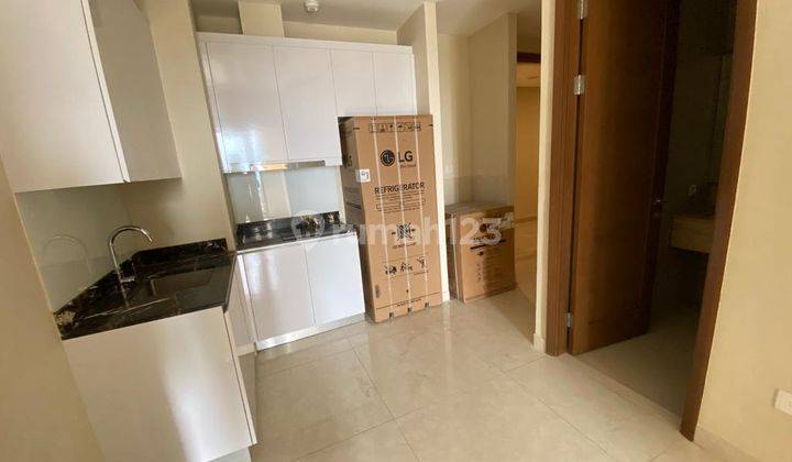 Jual Condo Taman Anggrek Residence Tower Azalea Lantai Sedang Semi F urnished 1