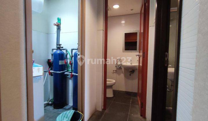 Dijual apartemen MG Suite 1 BR di Semarang 2