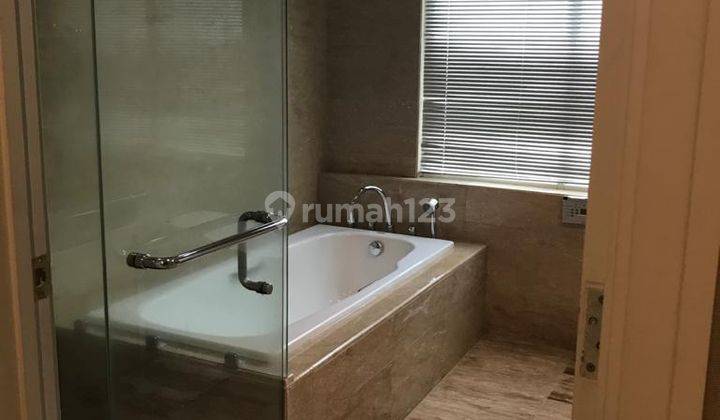 DIJUAL APARTEMENT MINIMALIS DI SENAYAN RESIDENCE 2