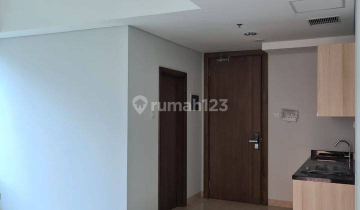 South Gate Apartment Middle Floor 1 BR 41 M2 Semifurnished 1