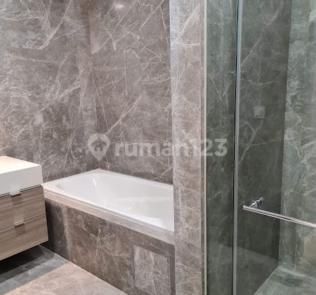 Verde Two Apartment Size 177 m2 2