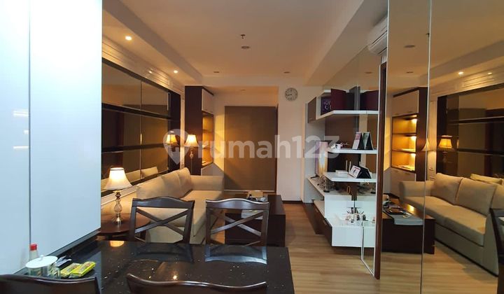 DI  Condominium Green Bay 1