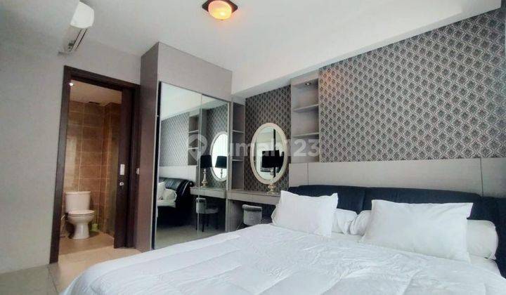 Dijual 2BR + 1 Kemang Village Tower Empire Lantai Sedang  1