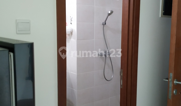 FOR SALE Green Bay Condominium 2