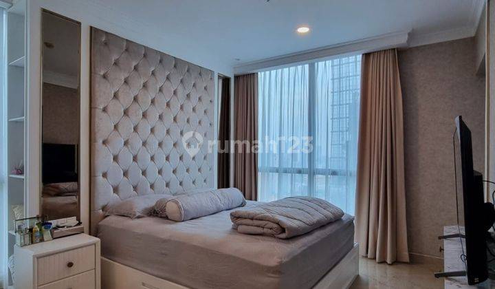 DIJUAL APARTEMEN RESIDENCES 8 SENOPATI dgn PRIVATE LIFT, SEMI FURNISH 1