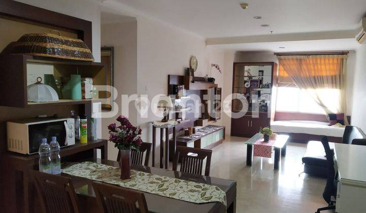 APARTEMENT 3 BR FX RESIDENCE JAKARTA PUSAT BELAKANG HOTEL MULIA 1