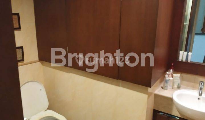 APARTEMENT 3 BR FX RESIDENCE JAKARTA PUSAT BELAKANG HOTEL MULIA 2