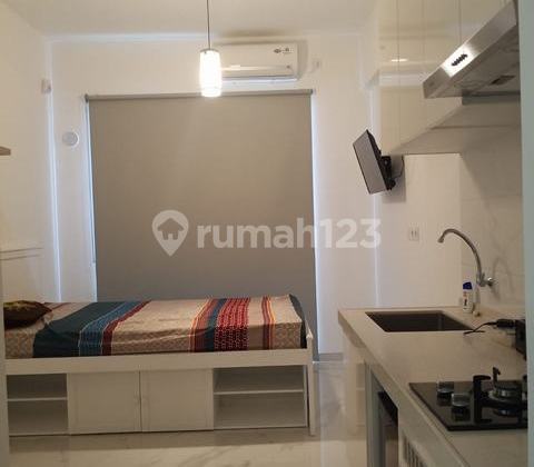 Studio apartment type, ready to occupy, Sky House BSD City Serpong Tangerang Banten. Studio apartment type, ready to occupy, Sky House BSD City Serpong Tangerang Banten.