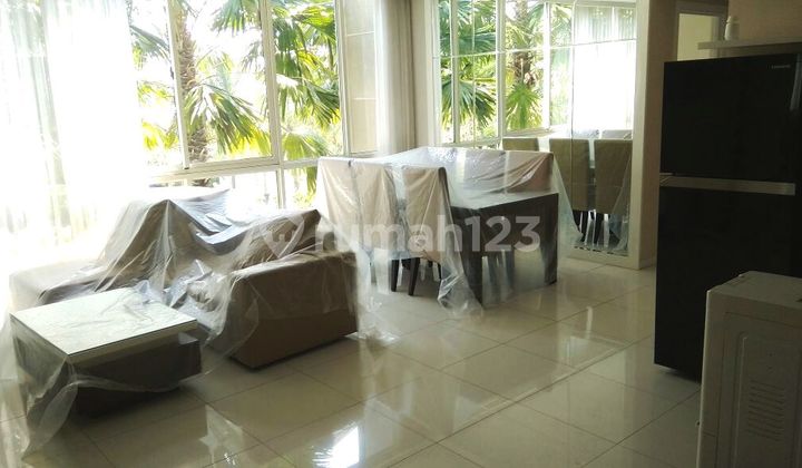 Apartment 3 Bedroom The Via Ciputra World