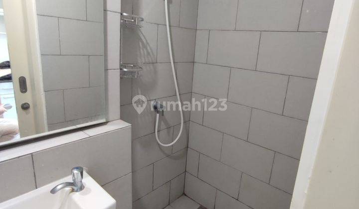 Disewakan Apartemen Amor Pakuwon, semi furnish siap huni  2